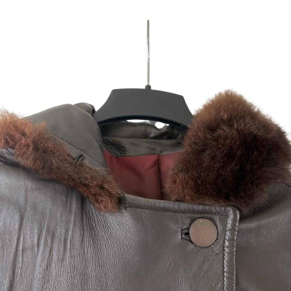 Vintage Brown Leather Hooded Fur Trim Coat Belted Size 16 Wooden Buttons - Picture 6 of 10